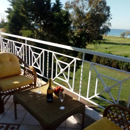 House On The Beach Paralia Dionysiou