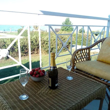 Lägenhet House On The Beach Paralia Dionysiou