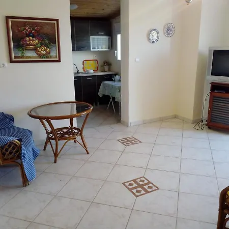 House On The Beach Paralia Dionysiou